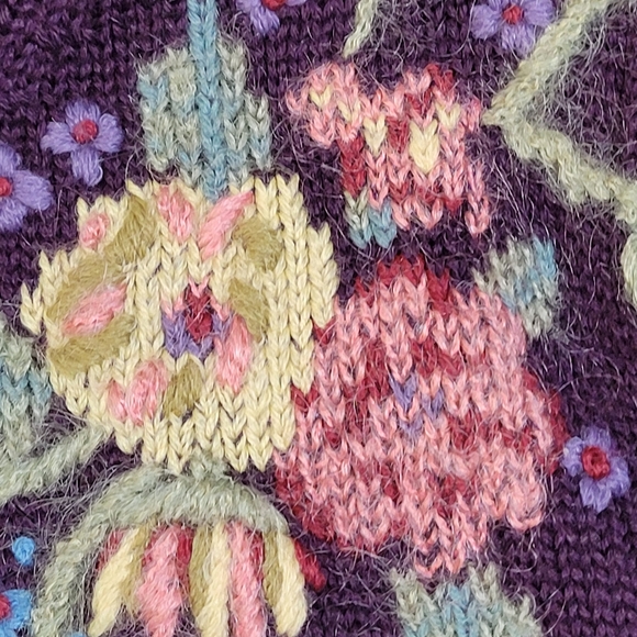 Herman Geist Button Down Cardigan Hand Embroidered Wool Sweater Plum Size M - Picture 15 of 16